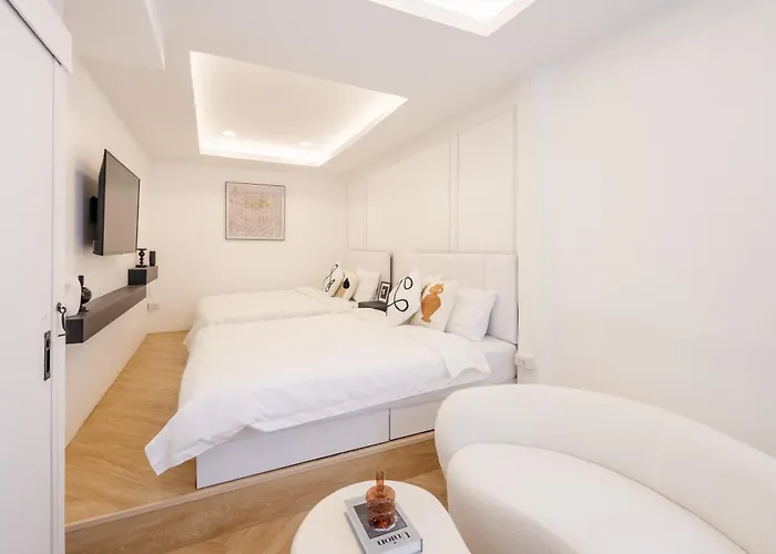 Lumi Pratunam Guest house Bangkok